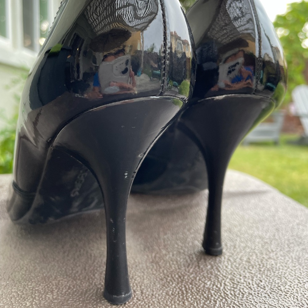 BCBGirls Patent Leather Pumps Black  7.5 - Picture 13 of 16
